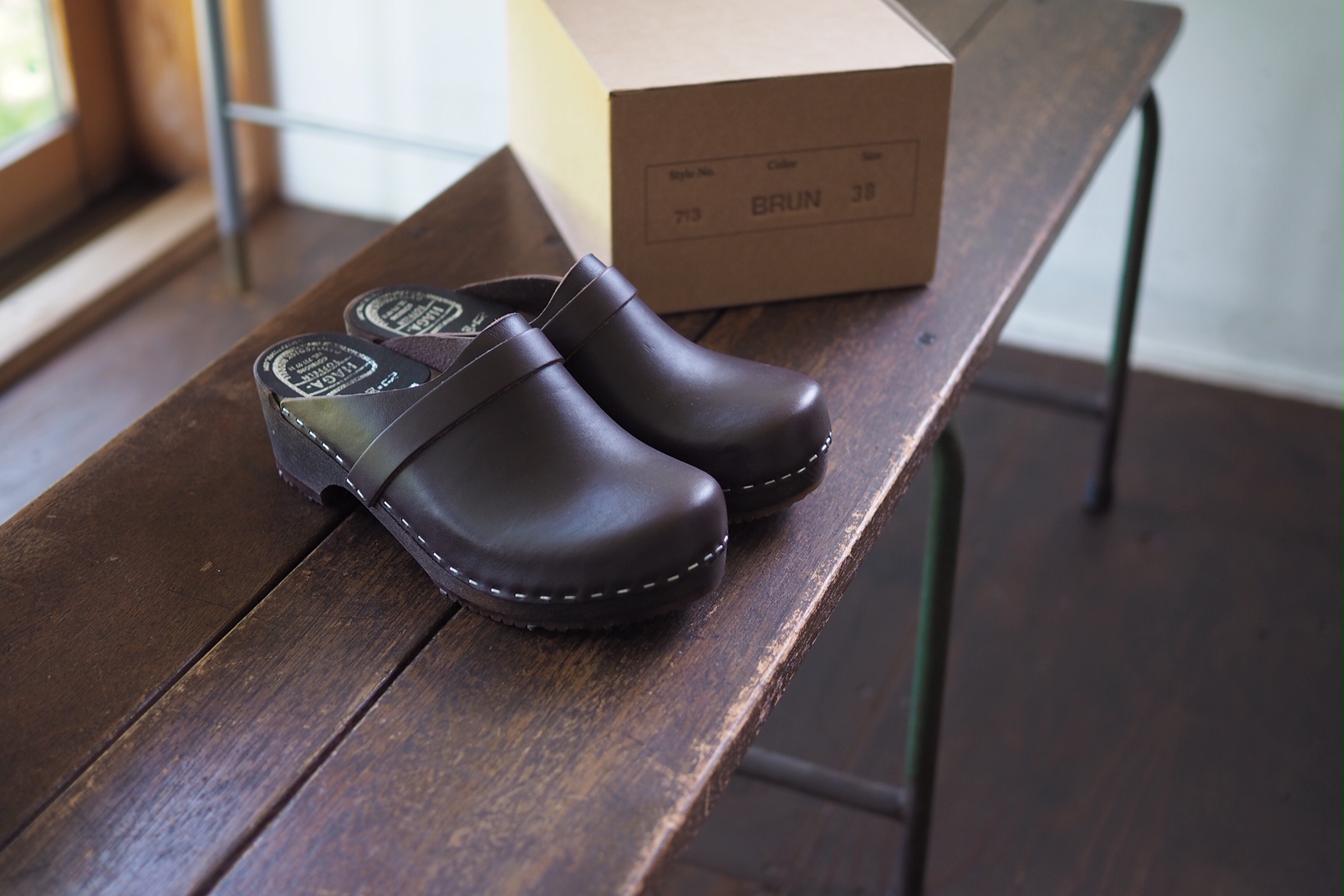 (miho様) 北欧　スウェーデン伝統品　木靴 オランダ木靴の日本語説明 - Dutch Clogs
